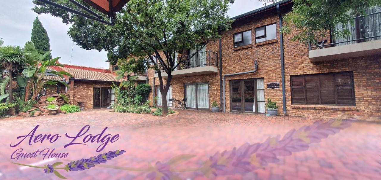 Aero Lodge Guest House มิดเดิลเบิร์ก ภายนอก รูปภาพ