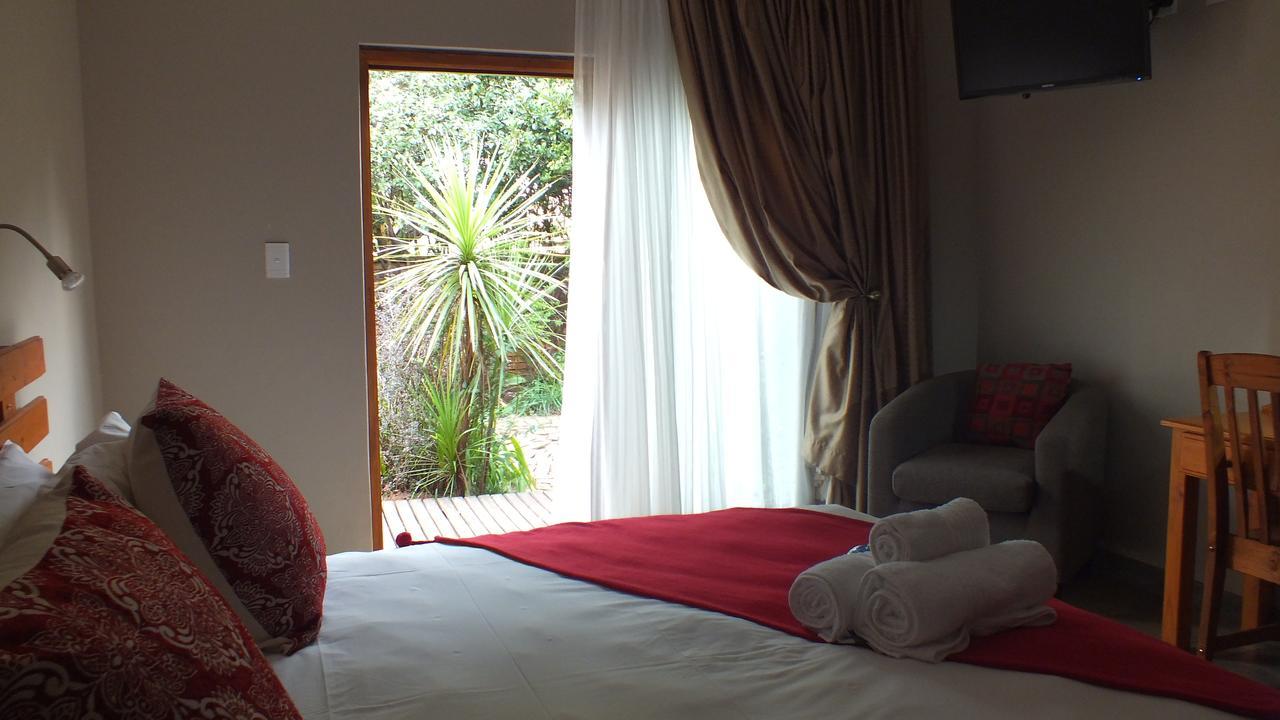 Aero Lodge Guest House มิดเดิลเบิร์ก ภายนอก รูปภาพ